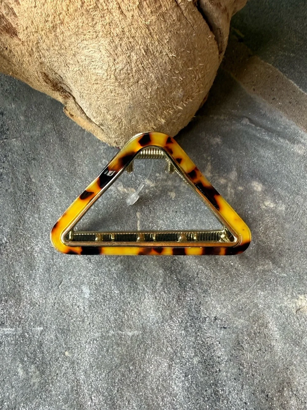 New🌟Anthropologie-Tortoise shell Triangle Metal Hair Clip